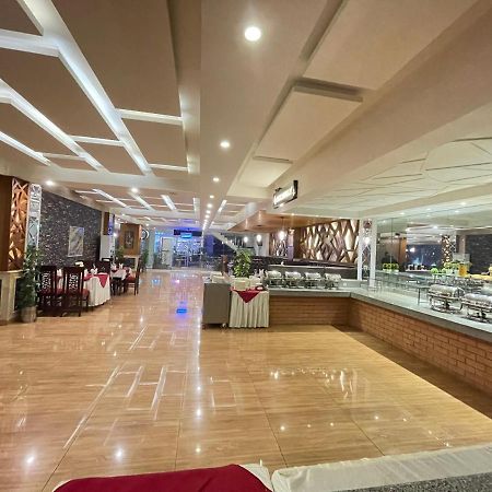 Grand Mongolia Hotel Rawalpindi Bagian luar foto