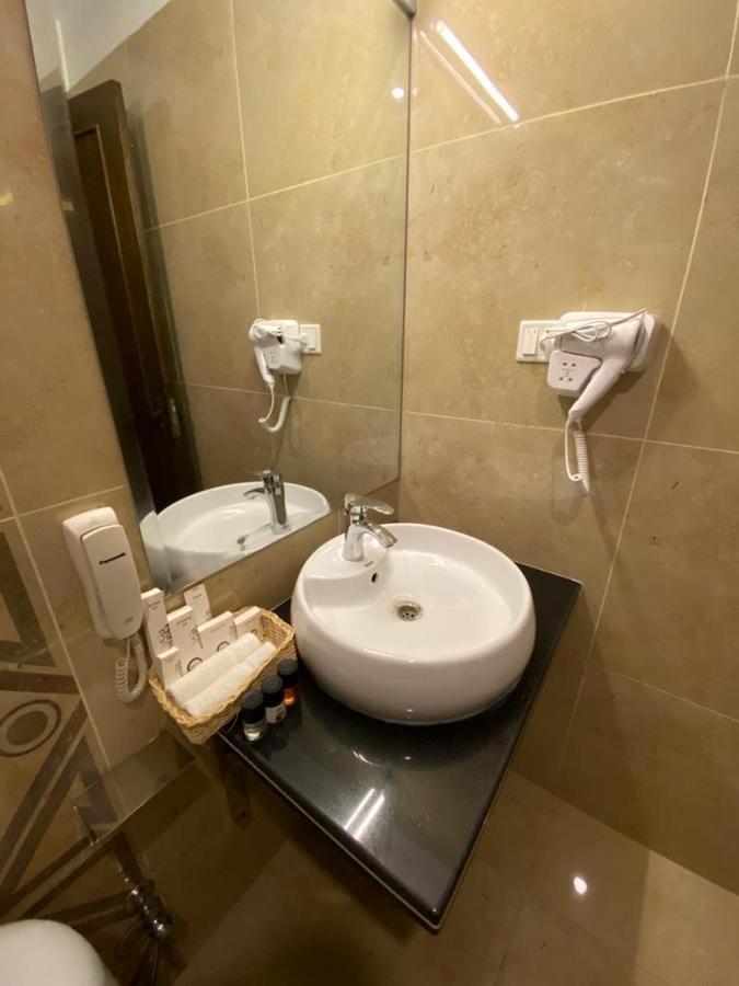 Grand Mongolia Hotel Rawalpindi Bagian luar foto
