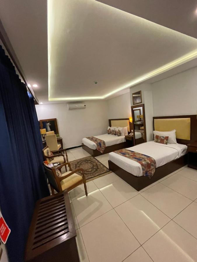 Grand Mongolia Hotel Rawalpindi Bagian luar foto