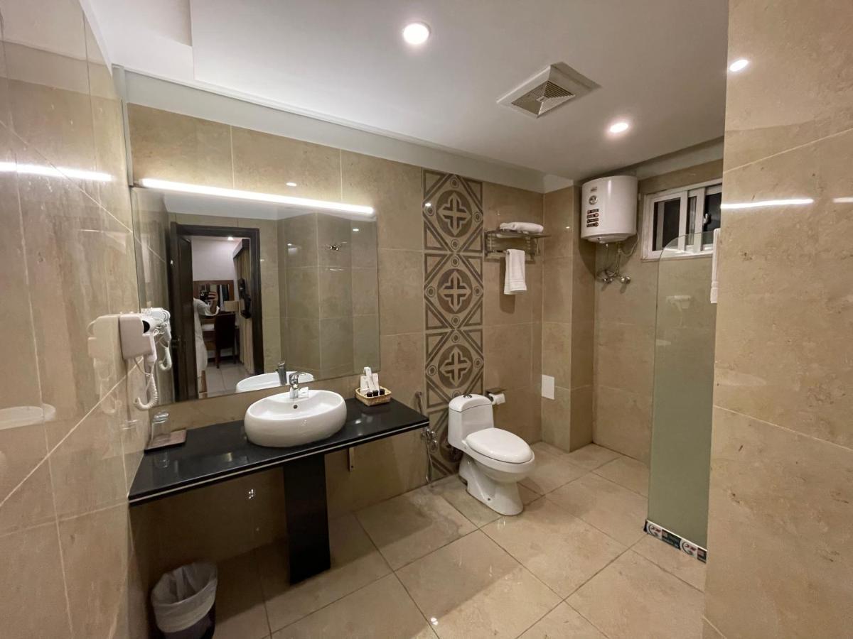 Grand Mongolia Hotel Rawalpindi Bagian luar foto